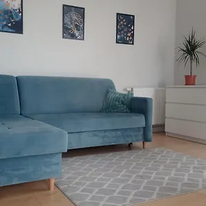 https://apartament-60-704.poznan-hotels.com